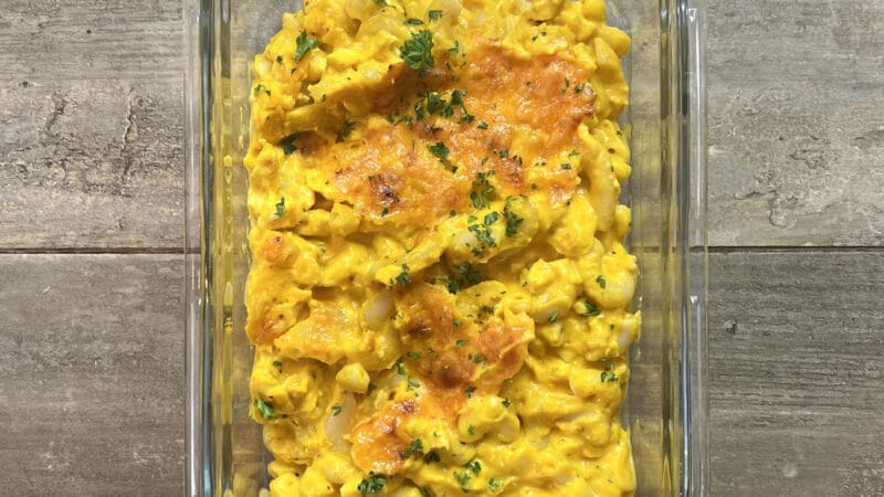 Mac and cheese in a meal prep container